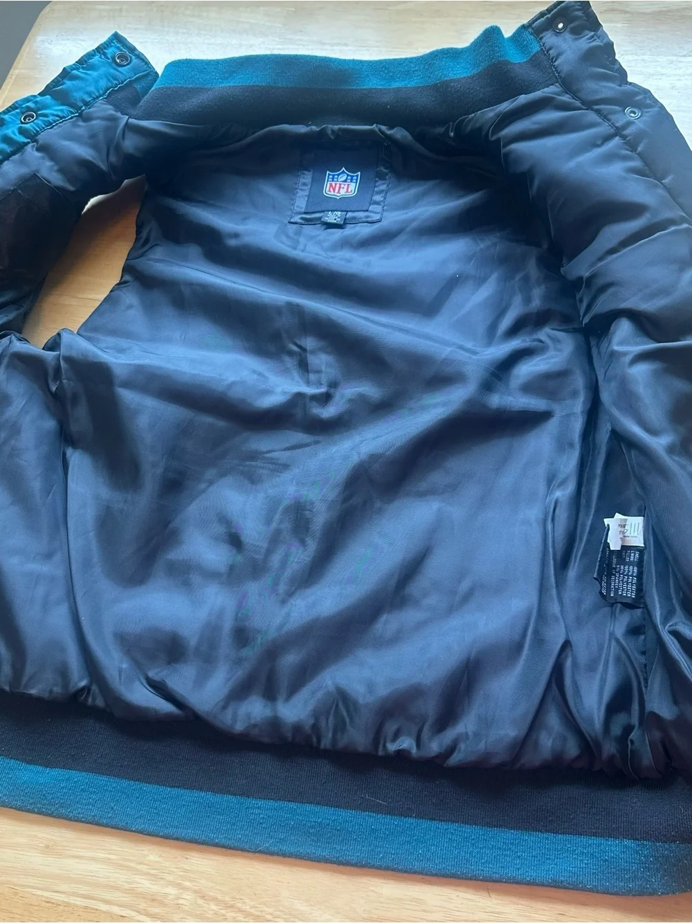 Philadelphia Eagles Vest Women’s Size Large L Black Green NFL Football Snap
